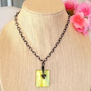 Silpada Sterling Silver Green MOP Neckkace N1133